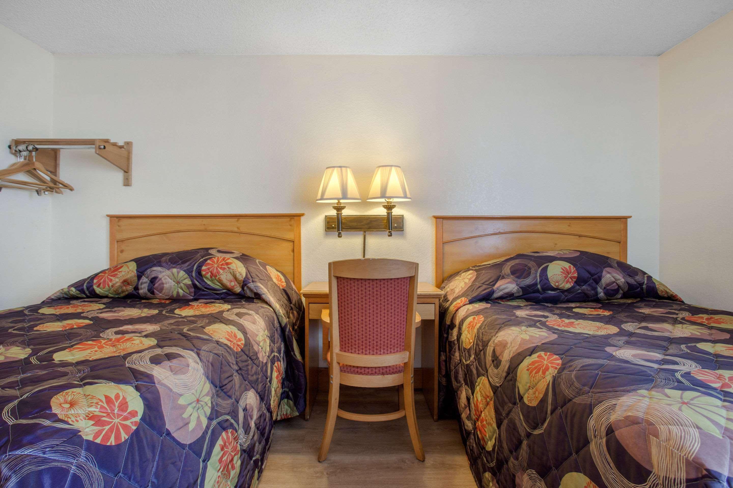 Rodeway Inn Asheville Dış mekan fotoğraf