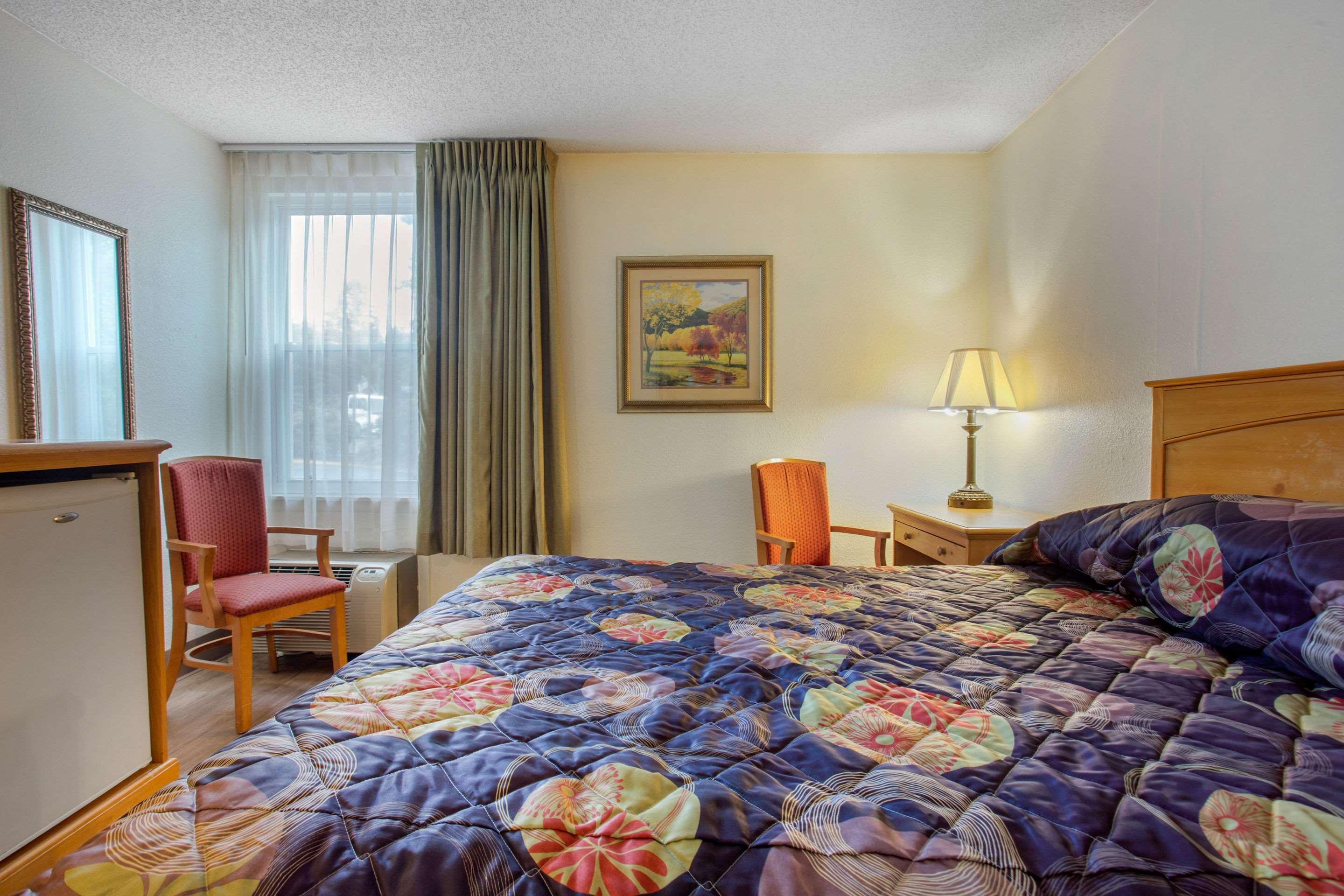 Rodeway Inn Asheville Dış mekan fotoğraf
