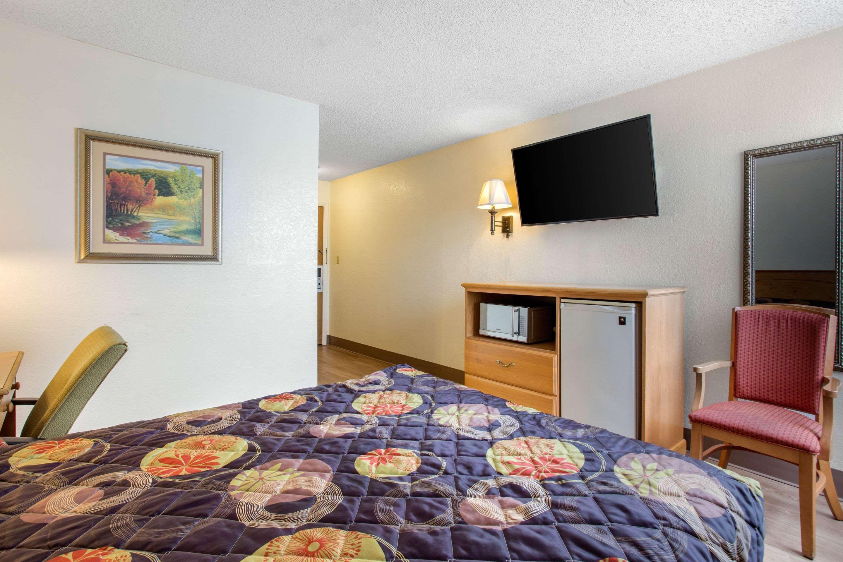 Rodeway Inn Asheville Dış mekan fotoğraf