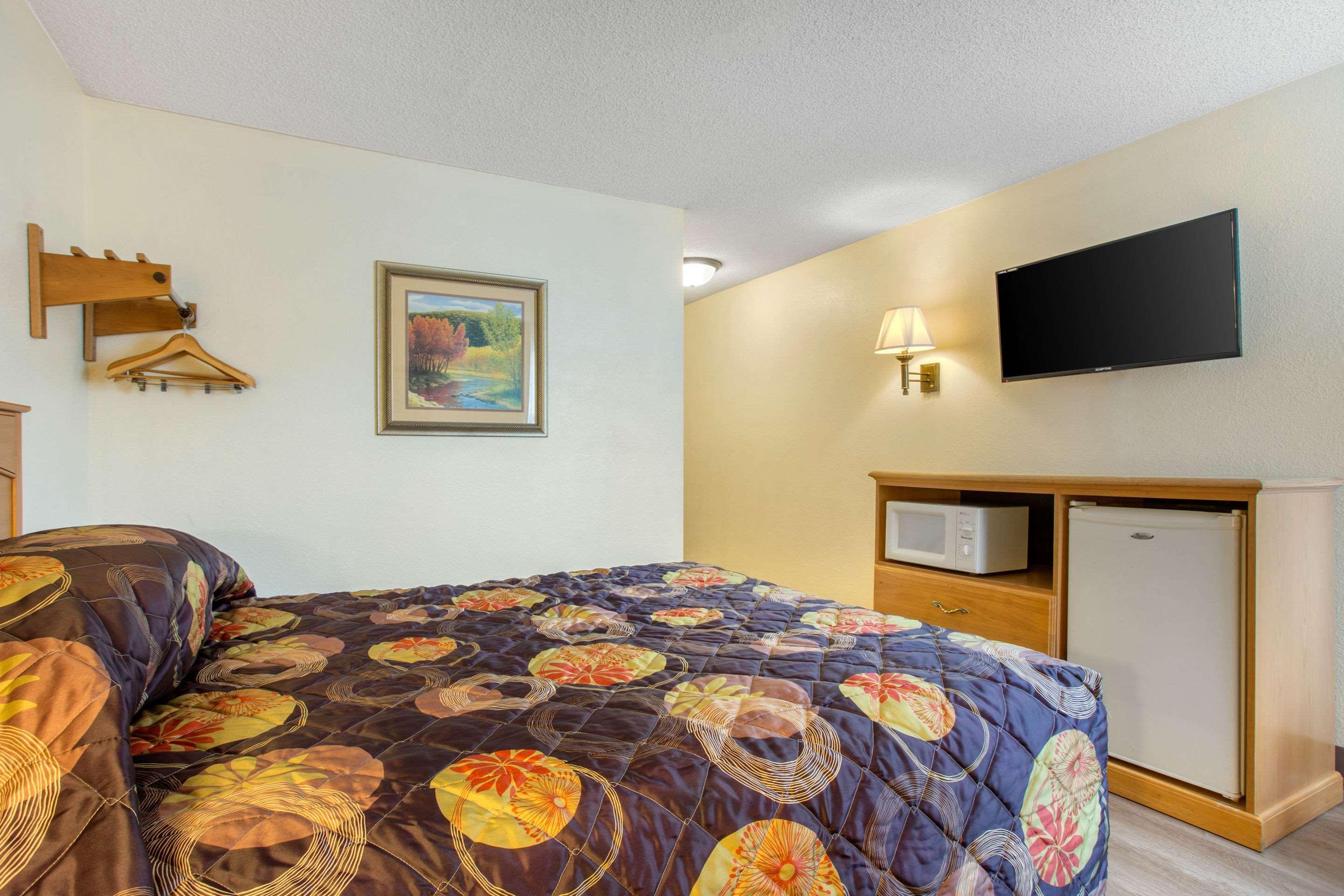 Rodeway Inn Asheville Dış mekan fotoğraf